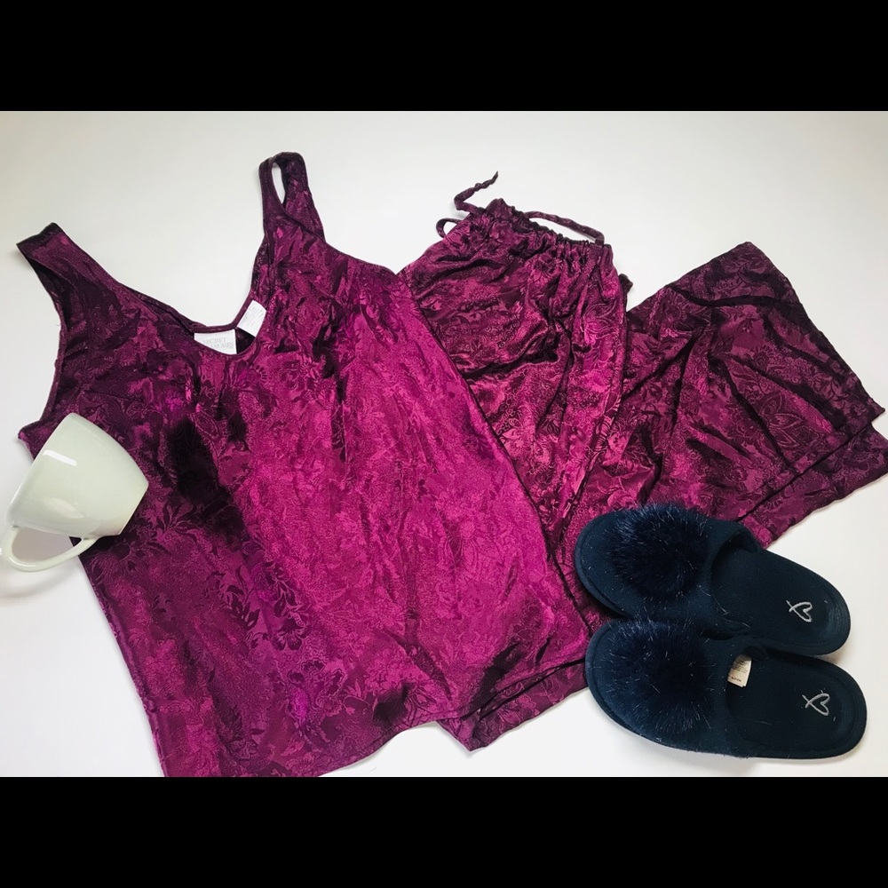 Women’s Berry Satin Pajamas M/L